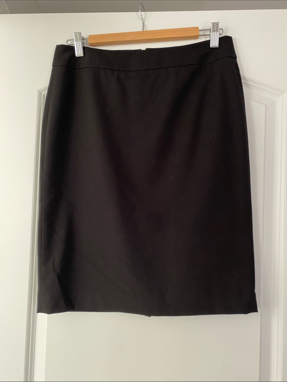 Calvin Klein Classic Black Pencil Skirt